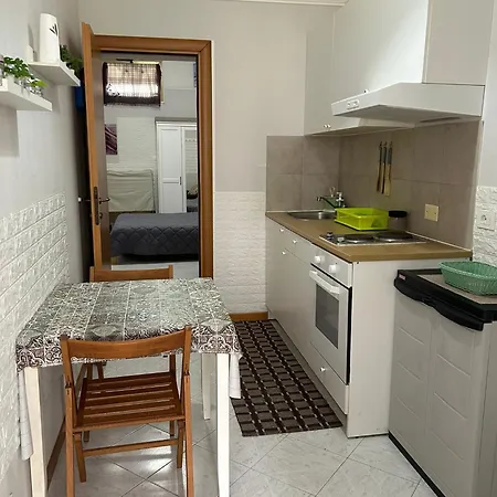 Διαμέρισμα Frisella House *